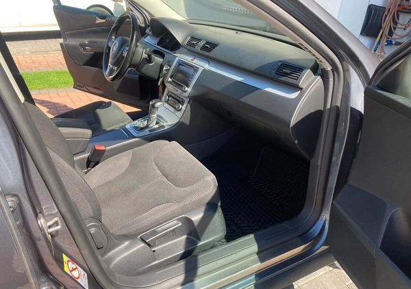 Volkswagen Passat cena 27900 przebieg: 304000, rok produkcji 2010 z Rawa Mazowiecka małe 172